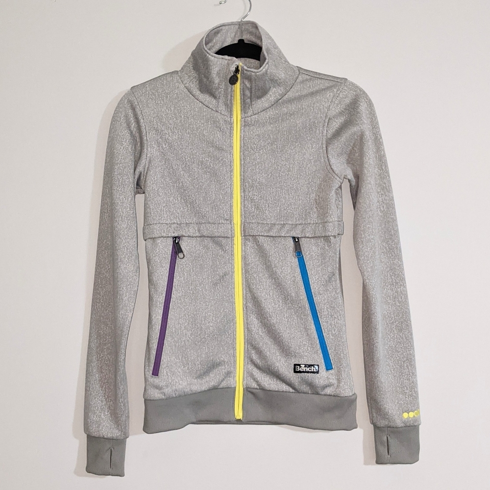 Bench zip-up sweater